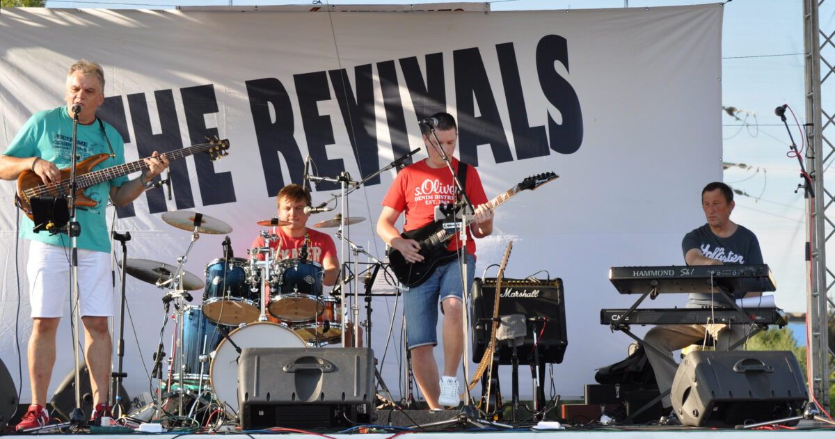 Revivals Band